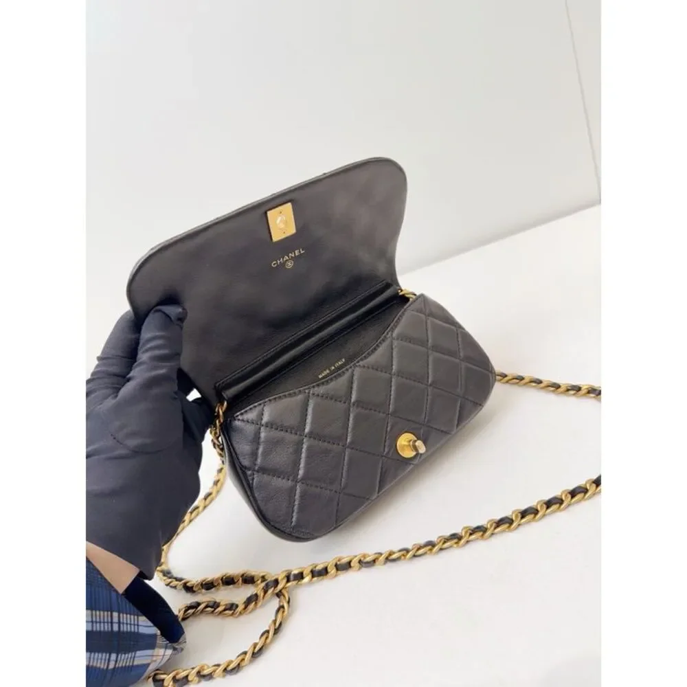 Chanel Women Pre-Loved Bag Very Good Condition